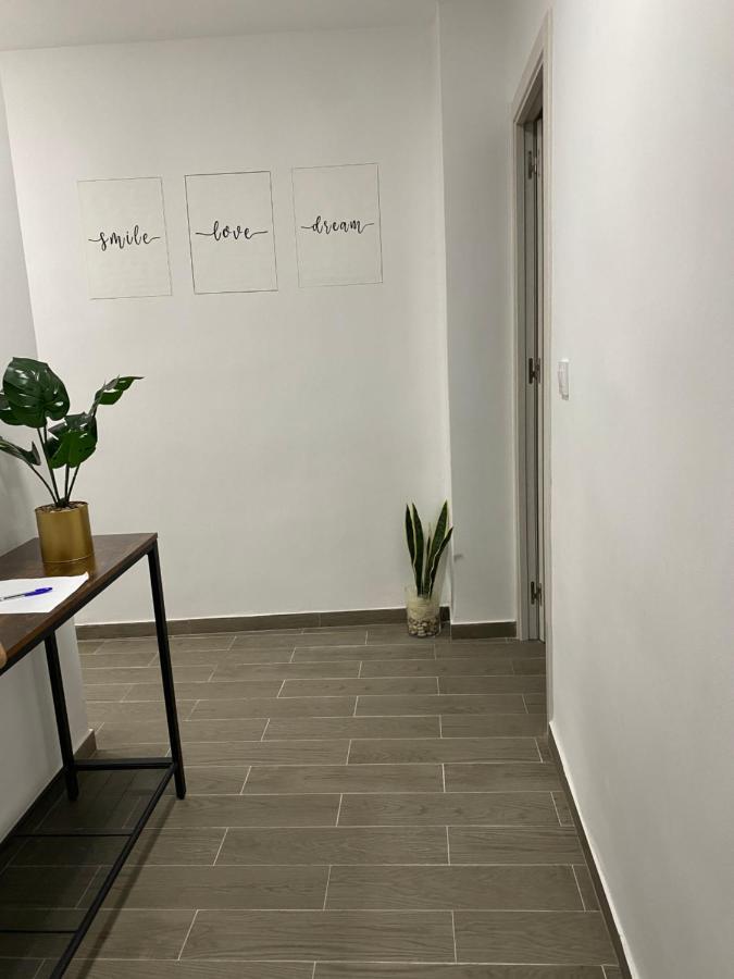 Apartamento Acogedor Casa Leonor Appartamento Enguera Esterno foto